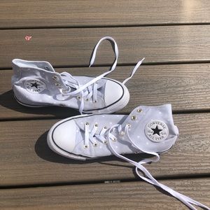 Grey polka dot high top converse